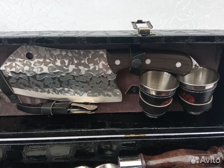 Шашлычный набор в кожаном кейсе российский