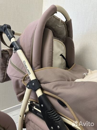 Продам коляску 2 в 1 Adamex