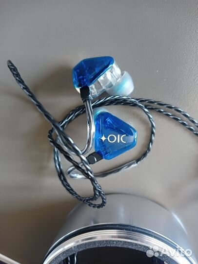 Aurian ocean universal