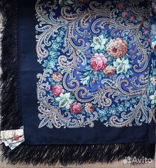 Павловопосадский платок Тайна сердца. Новый