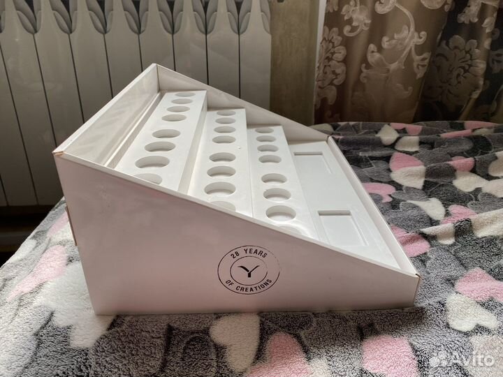 Стойка для духов