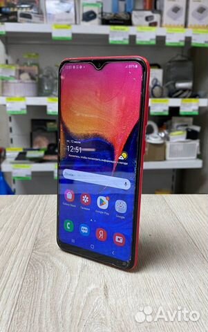 Samsung Galaxy A10, 2/32 ГБ