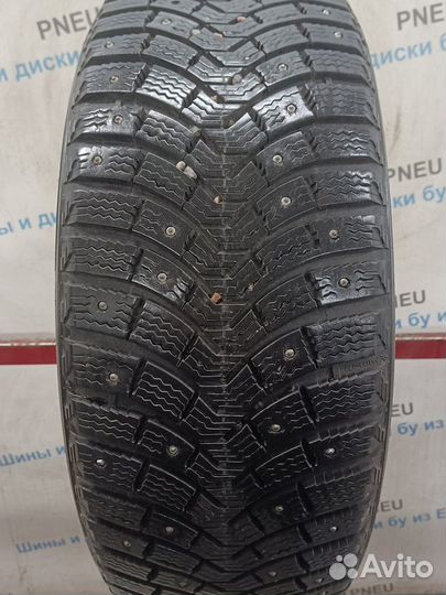 Michelin X-Ice North 2 215/50 R17