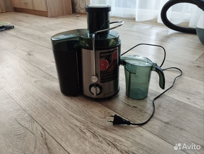 Соковыжималка редмонд