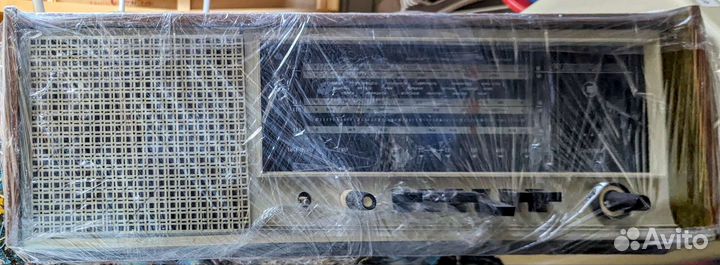 Радиола ламповая сетевая Рекорд 311