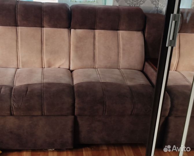 Угловой диван