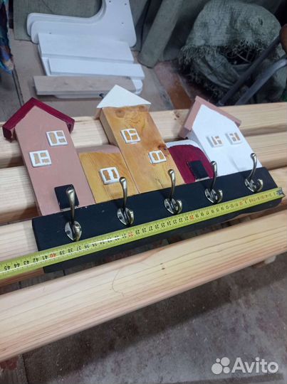 Ключница настенная из дерева