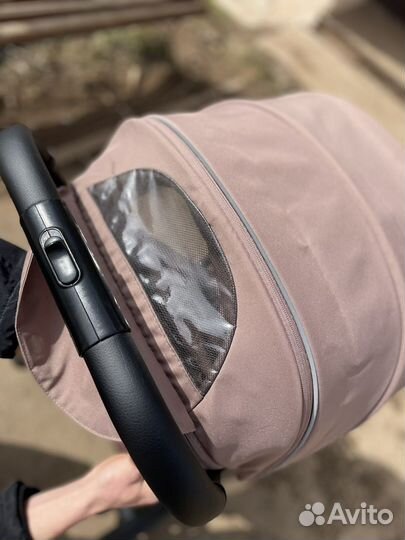 Коляска прогулочная