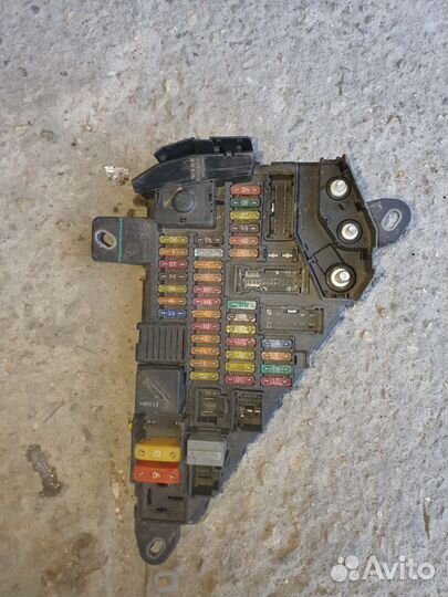 Блок предохранителей на бмв х5 е70 4.8