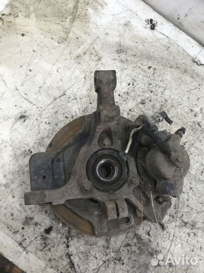 Кулак поворотный передний левый Opel Astra