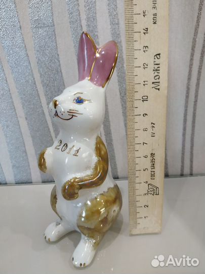 Статуэтки кролики, символ 2023