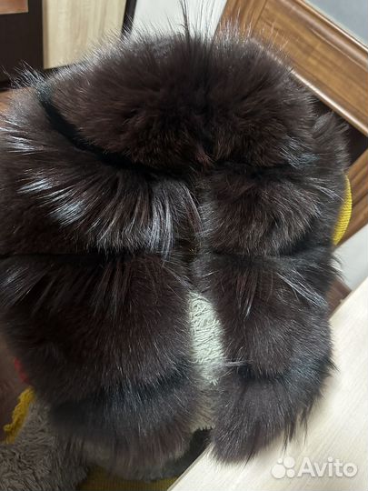Меховой воротник чернобурка