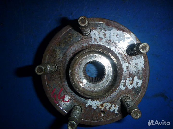 Ступица передняя opel astra J 2010