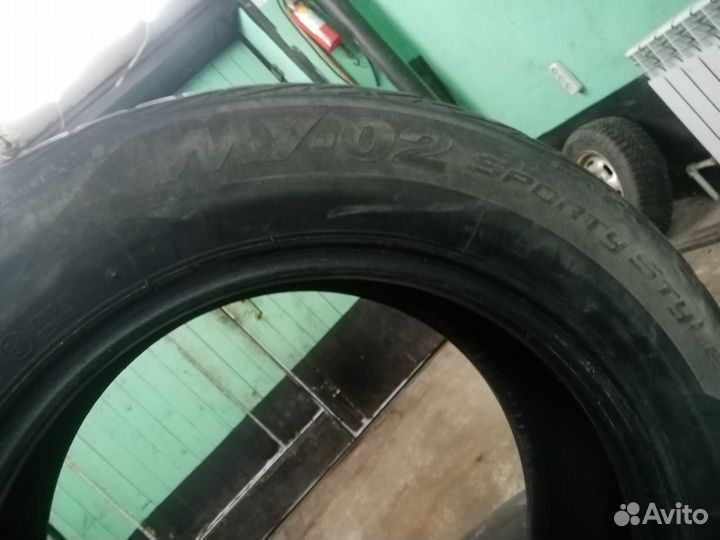 Bridgestone MY-02 Sporty Style 205/60 R15 91V