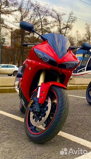 Продаю Ямаха YZF-R6 юбилейная версия