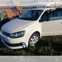 Volkswagen Polo 1.6 MT, 2010, 250 000 км, с пробегом, цена 550 000 руб.