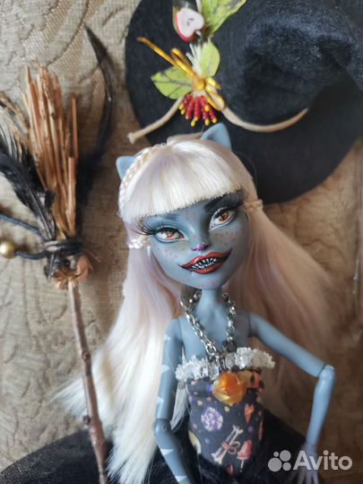 Ооак кошечка-ведьма