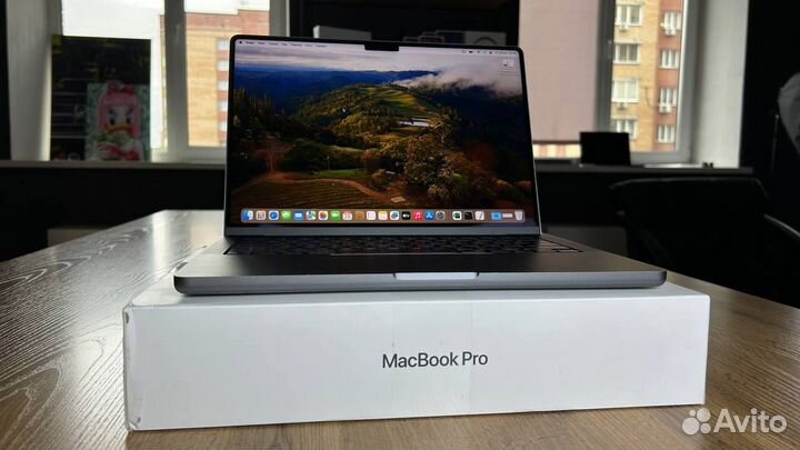 MacBook Pro 14 2021 M1 pro
