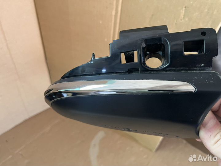 Накладка правая хром зеркала Toyota Camry 70