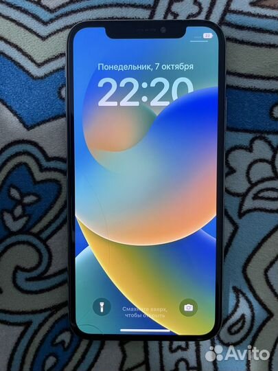 iPhone X, 64 ГБ