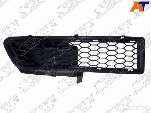 Решетка в бампер renault logan