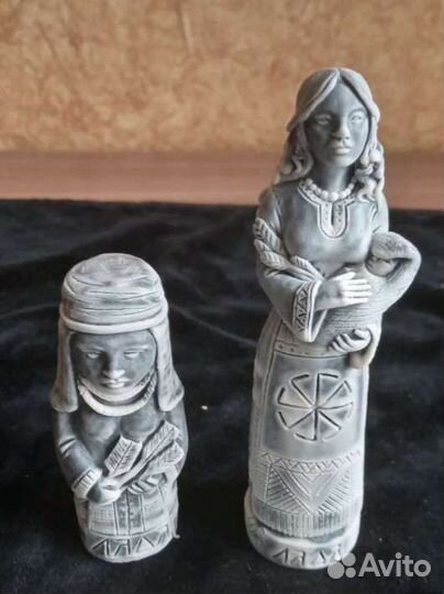 Фигурки из мраморной крошки