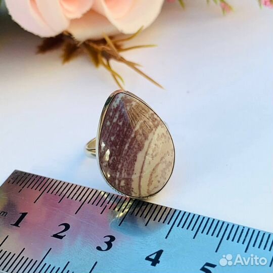 Комплект украшений из Яшмы