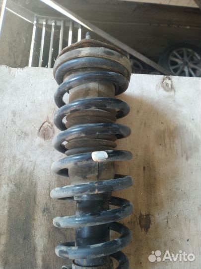 Стойка передняя левая Mazda 6GG