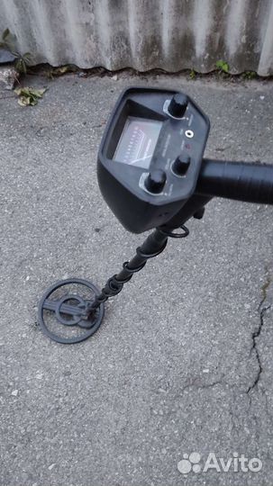 Металлоискатель бу в хорошем состоянии