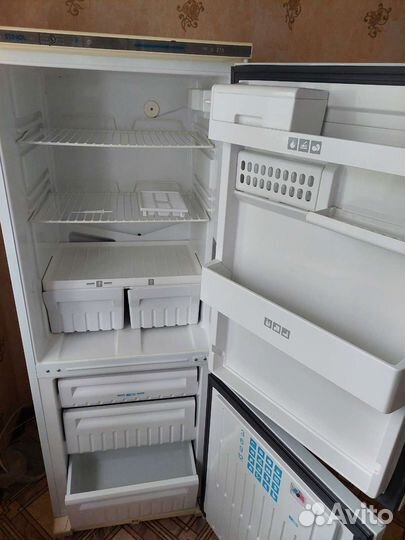Холодильник двухкамерный Stinol 101 RF S 275
