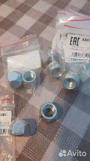 Гайки колесные конусные М12 под ключ на19