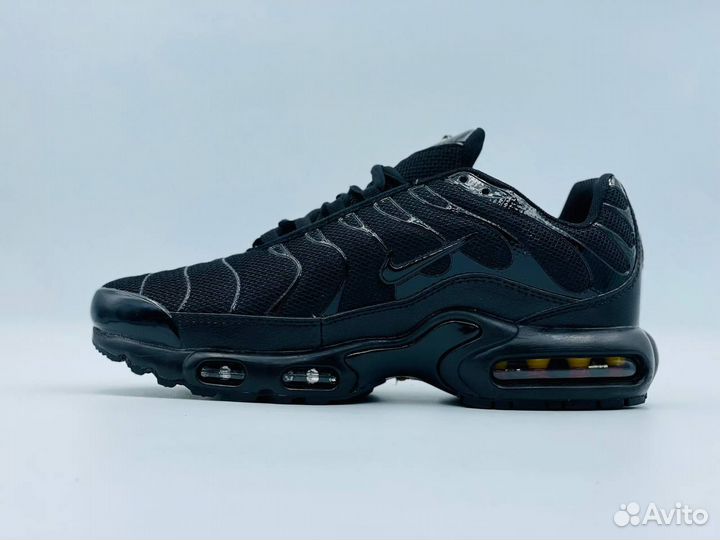 Кроссовки Nike Air Max TN plus черные