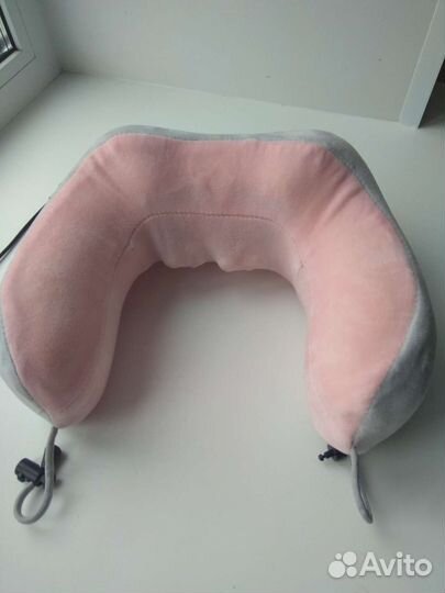 Подушка массажёр на шею