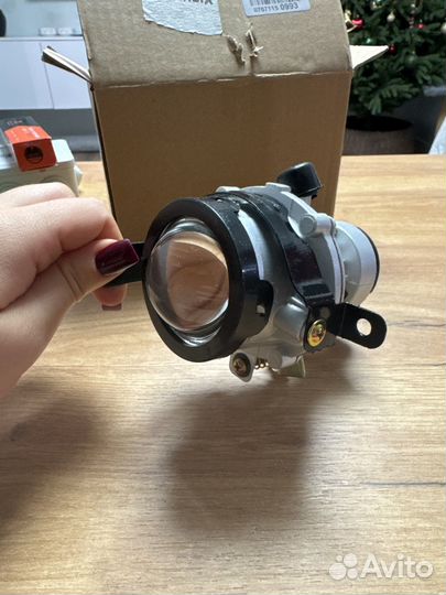 Противотуманная фара 9006/HB4