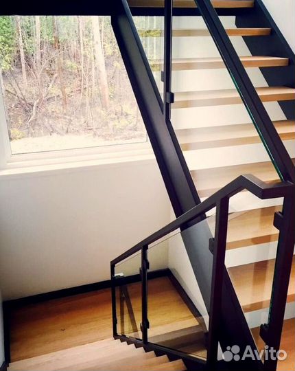 Лестница на монокосоуре