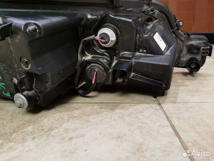 Фара передняя левая Toyota Camry V70 2021