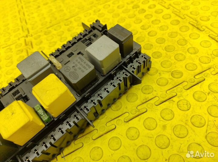 Блок предохранителей Mercedes-Benz W246 M270.910