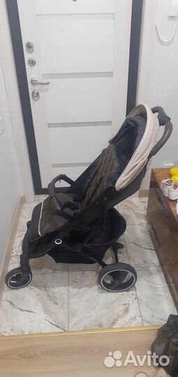 Прогулочная коляска bubago