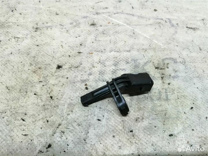 Датчик ABS передний левый VW Passat (B7) 2011-2015