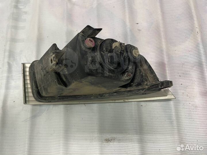 Туманка левая передняя Lexus GX470 2002-2008г UZJ1