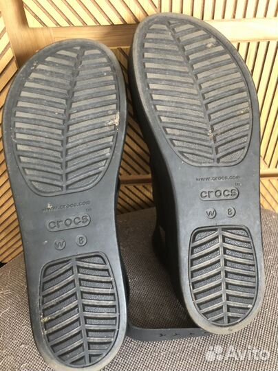 Сандалии crocs 38