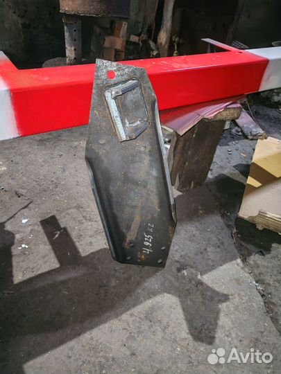 Продам отбойник с кранштейнами