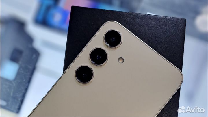 Samsung Galaxy S24+, 12/256 ГБ