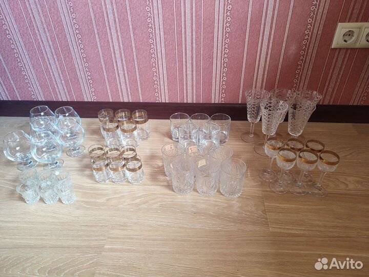 Бокалы, рюмки, стаканы, кружки