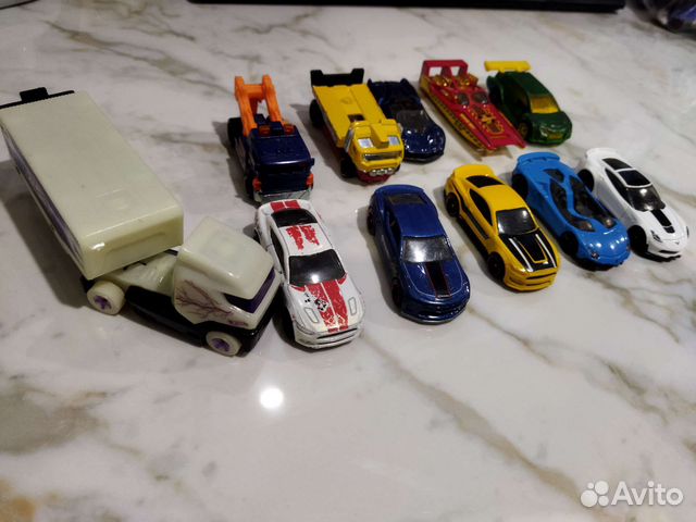 Машинки Hot Wheels