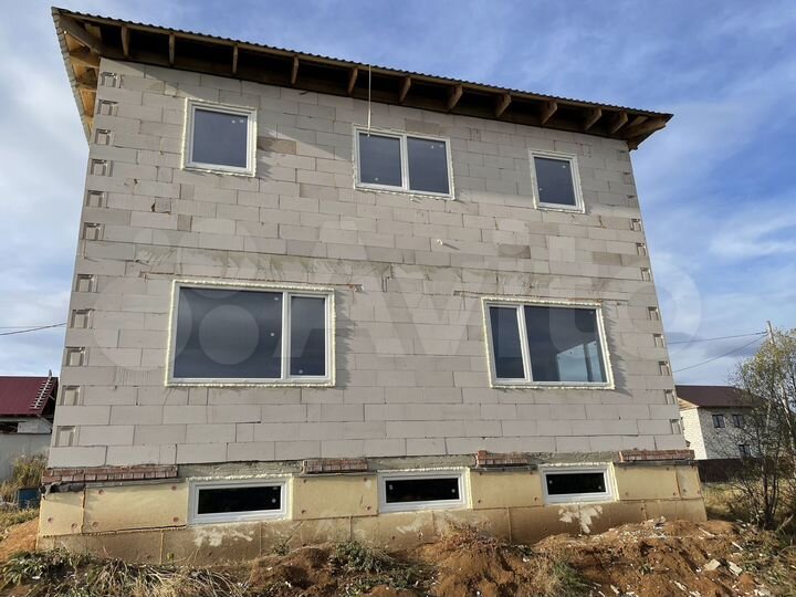 Дом 240 м² на участке 15 сот.