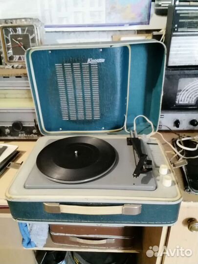 Проигрыватель пластинок 1970г