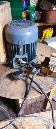 Крупорушка зернодробилка