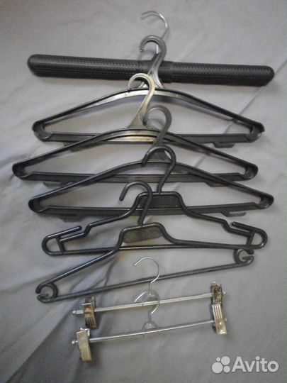 Вешалки плечики