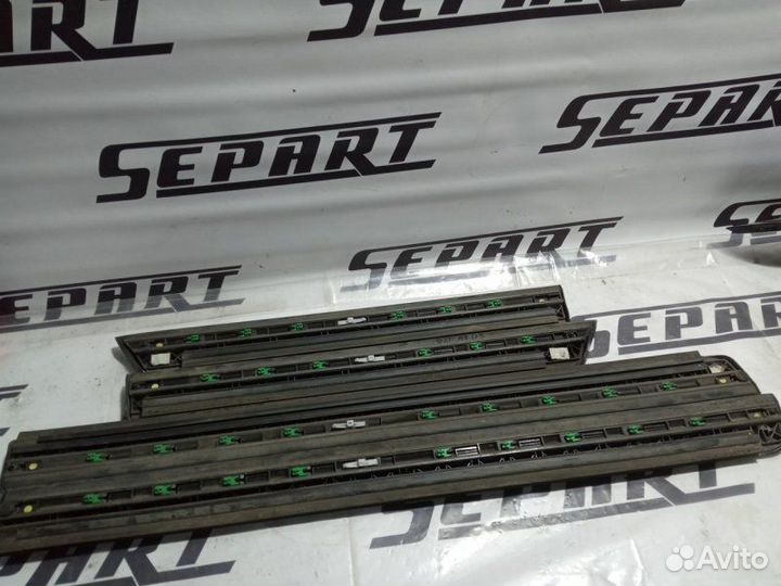 Молдинги дверей Audi A8 D3